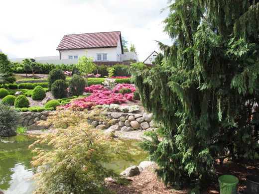 Gartengestaltung der Gärtnerei & Baumschule Nickel in Neuzelle